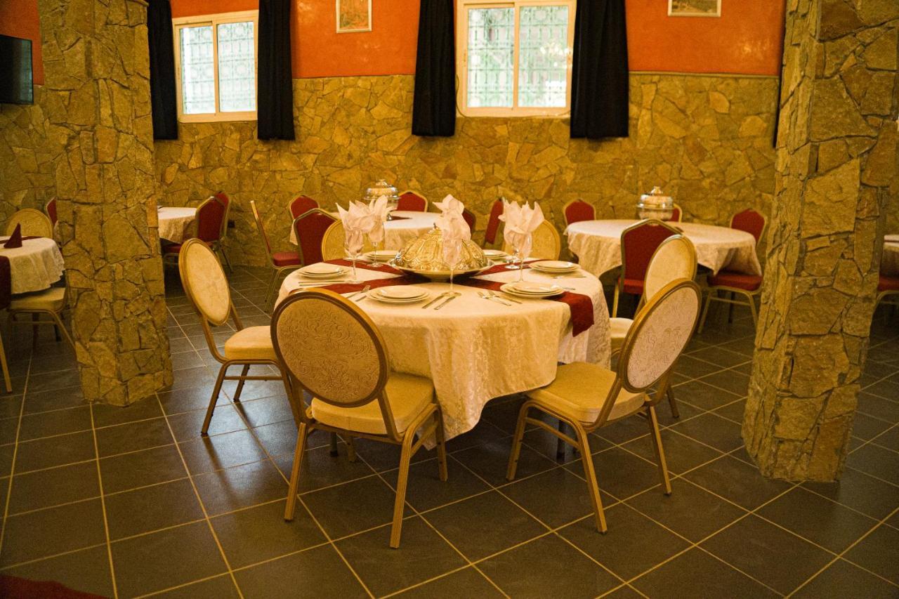 Hotel La Vallee Des Kasbahs Chez Ilyas Тингир Экстерьер фото
