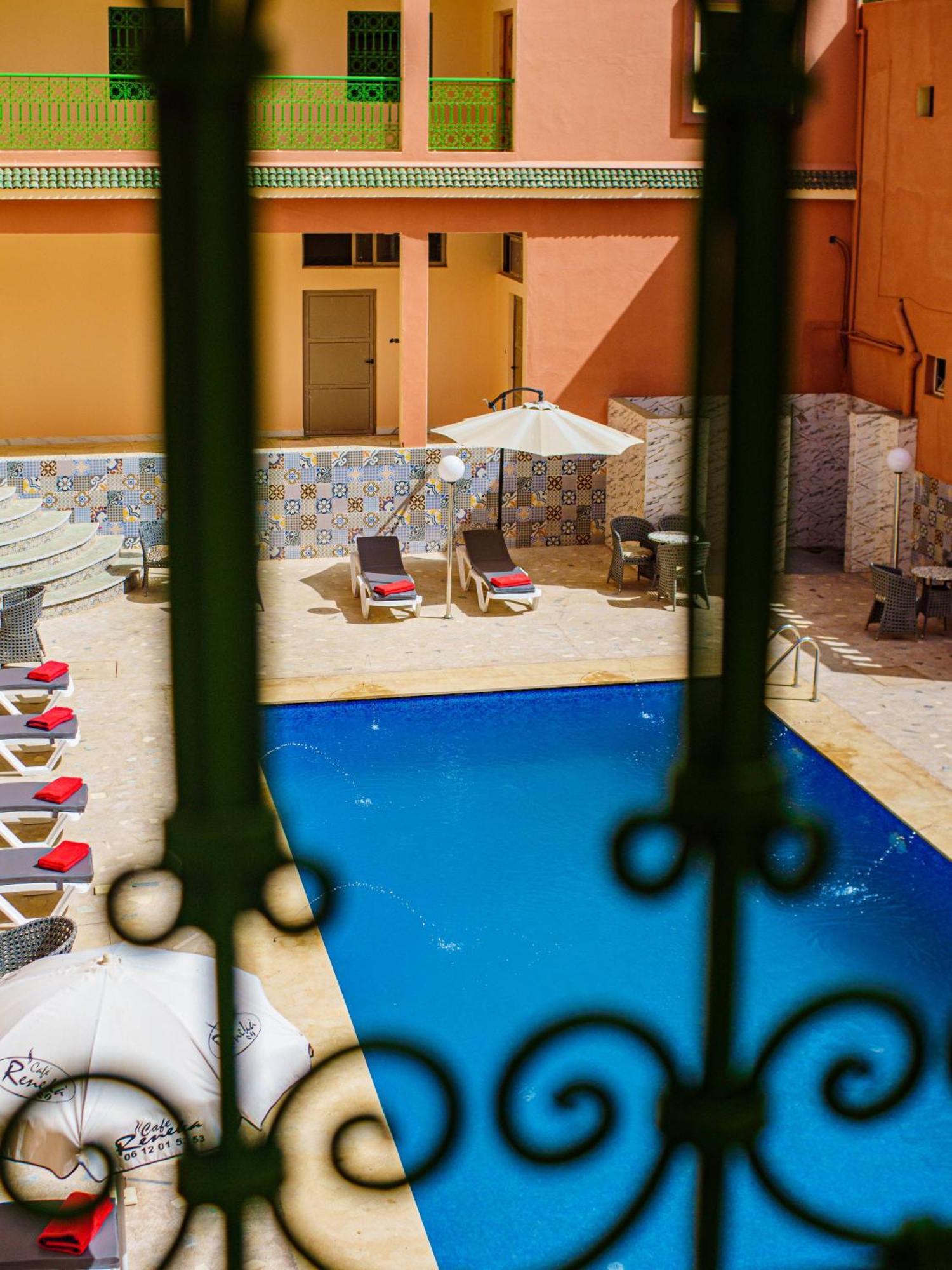 Hotel La Vallee Des Kasbahs Chez Ilyas Тингир Экстерьер фото
