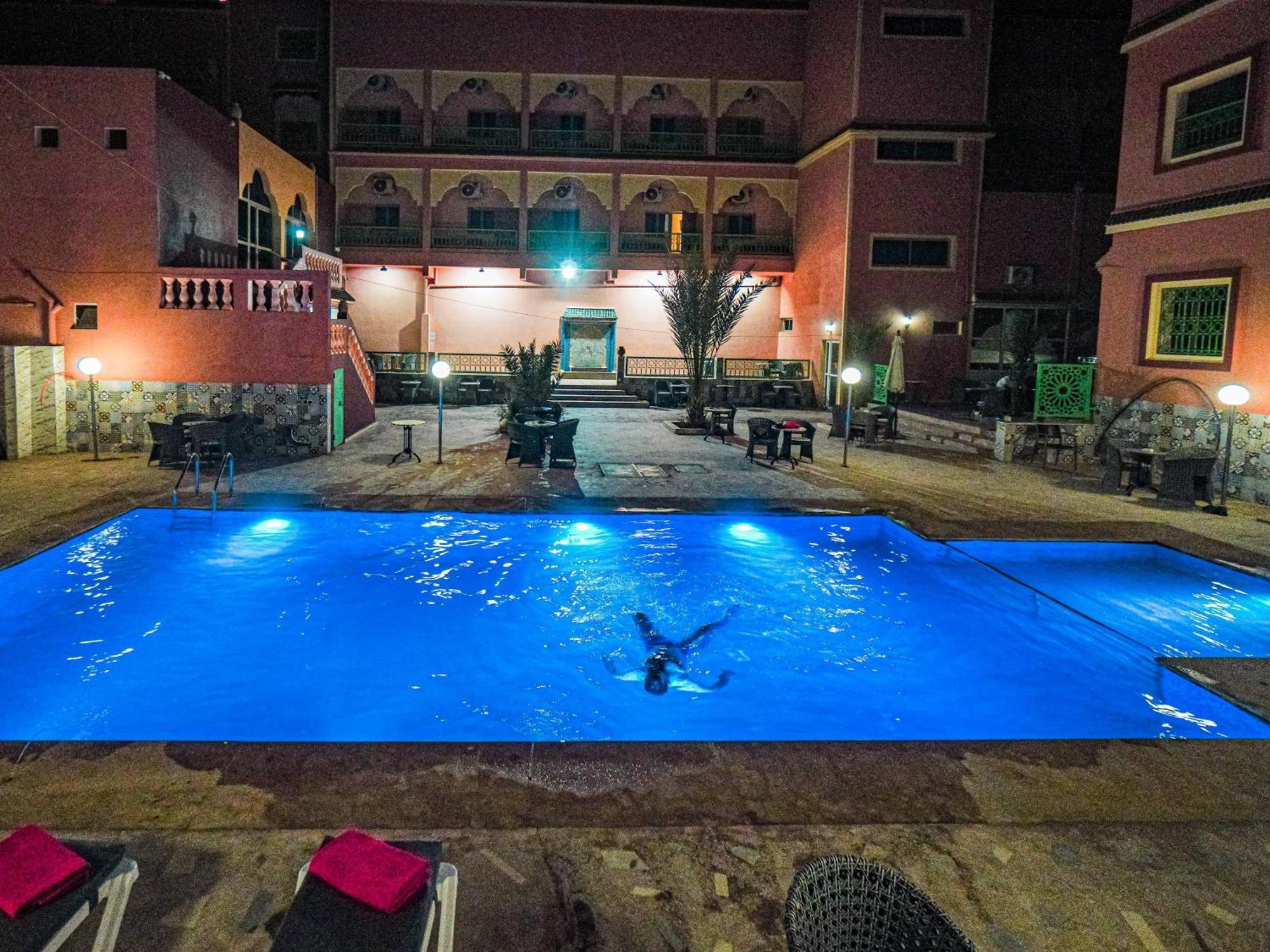 Hotel La Vallee Des Kasbahs Chez Ilyas Тингир Экстерьер фото